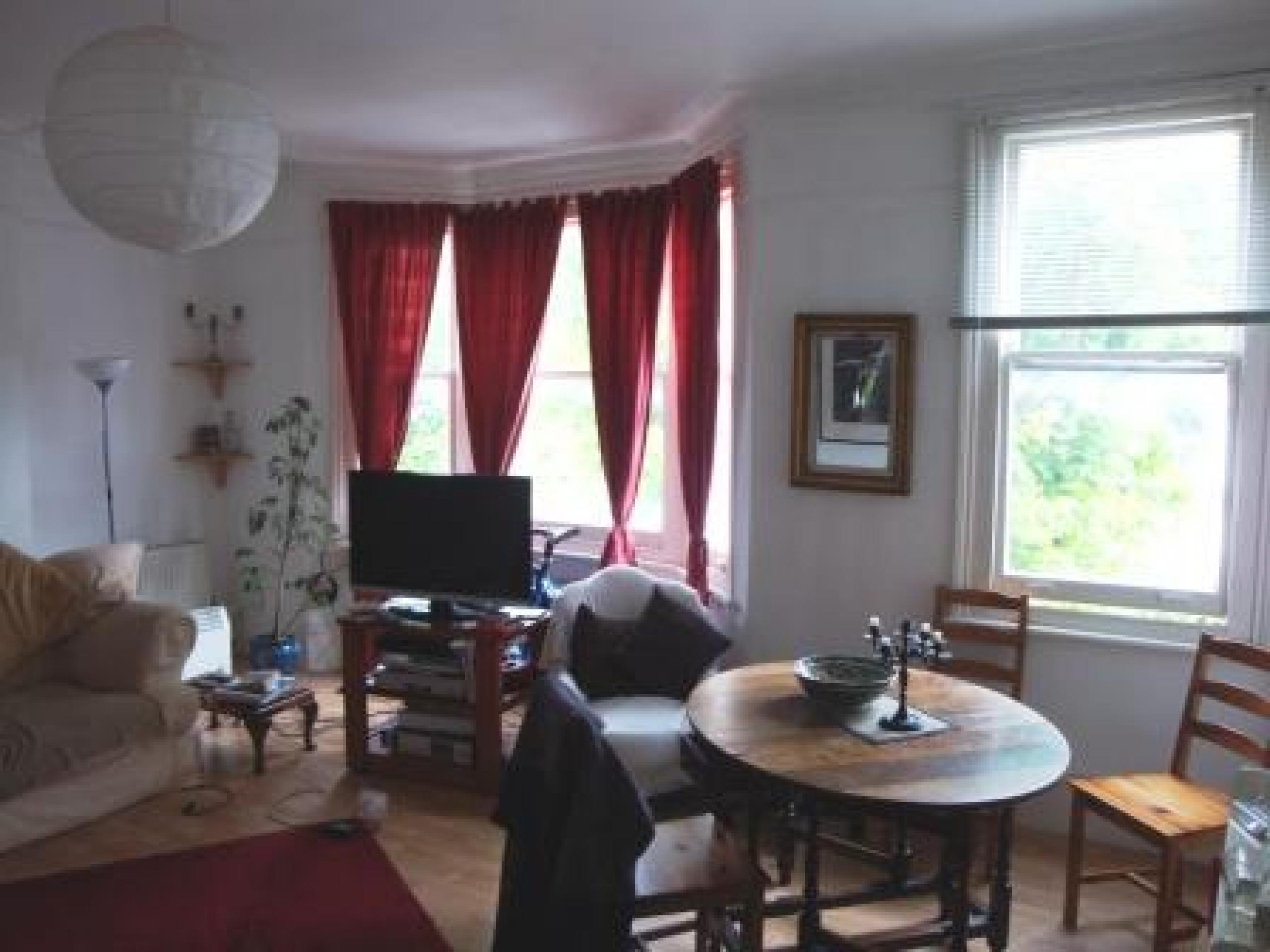 			3 Bedroom, 1 bath, 1 reception Flat			 Sherriff Road, WEST HAMPSTEAD NW6